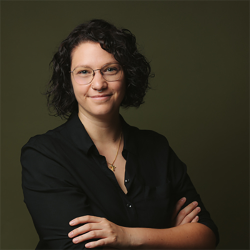 Claudia Tallian/L.J.Heart